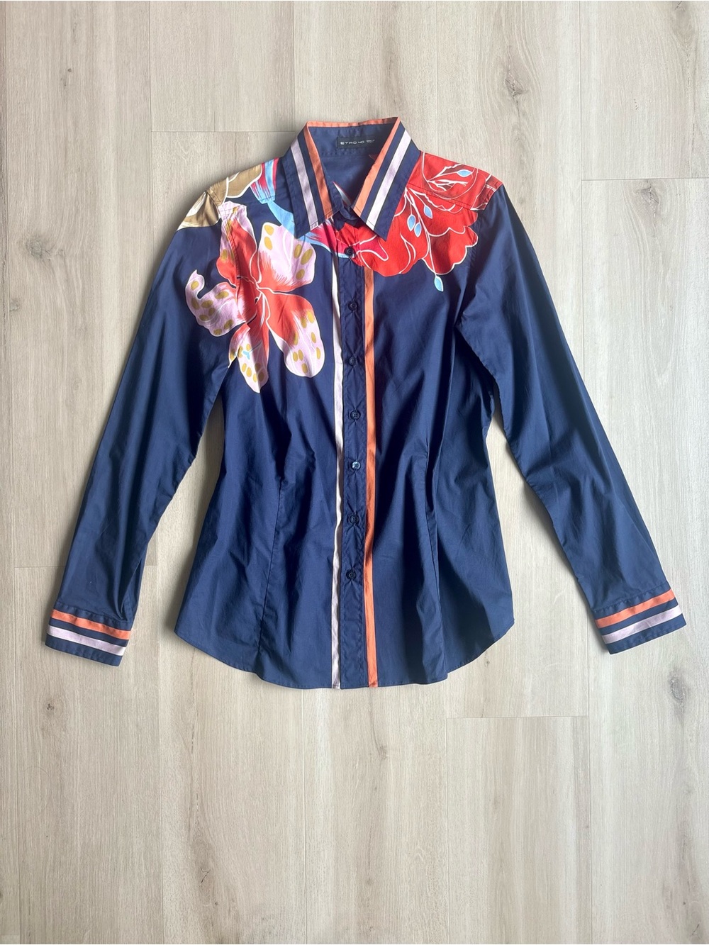 Etro Women's Small Button Down Shirt Navy Flower Print